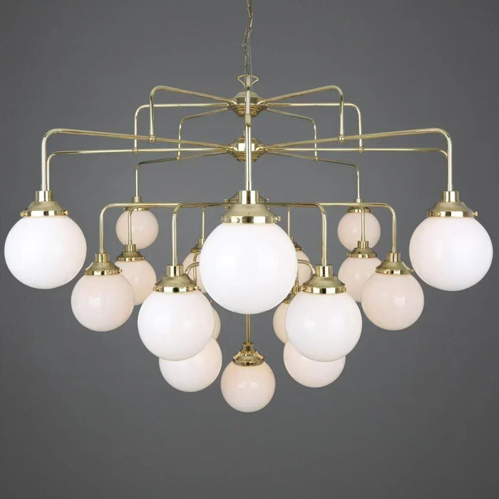 How High Should You Hang a Chandelier Over a Dining Table?