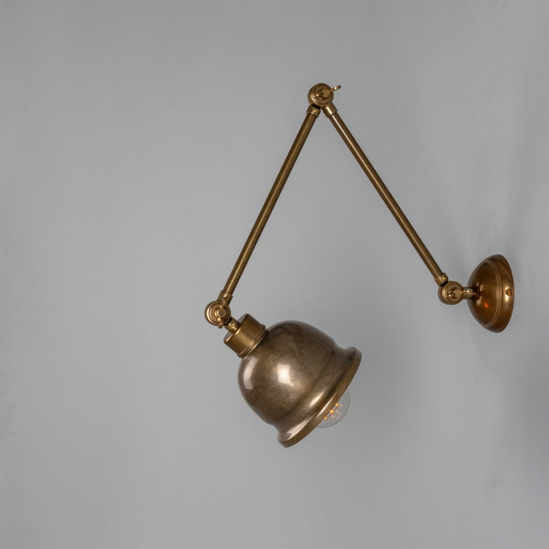 Mullan Dale vintage picture light in antique brass