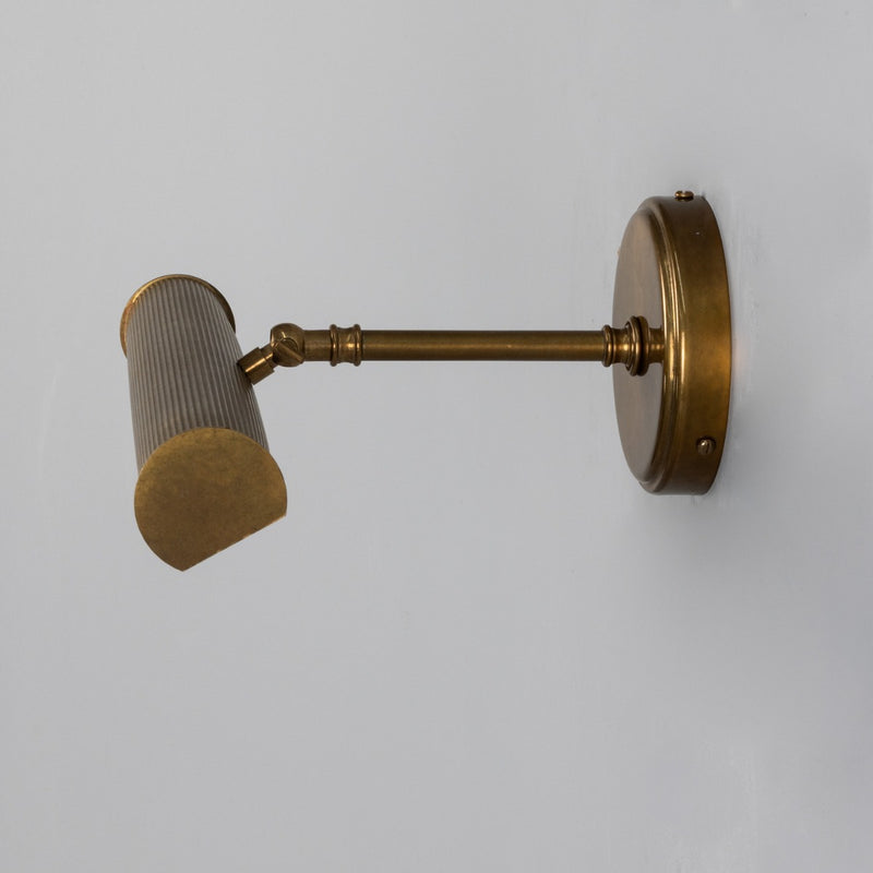 Mullan Bilbury picture light in antique brass