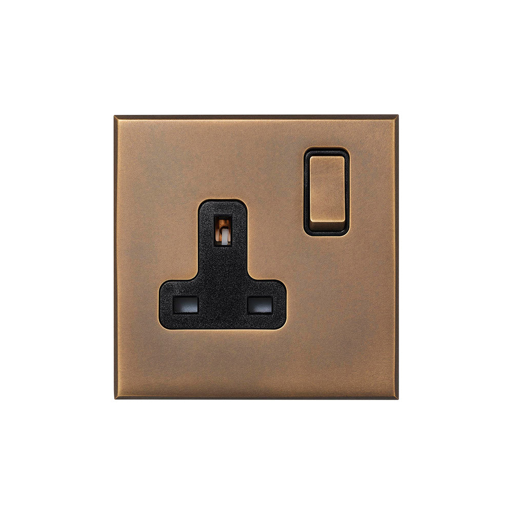 Aged Brass 1 Gang 13A Switched Socket - The Palaces Collection